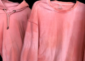 sweat suit tie-dyeing pink